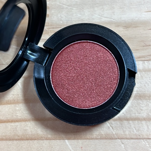 REGULAR “Coppering” MAC Eyeshadow/Veluxe Pearl - Picture 4 of 5